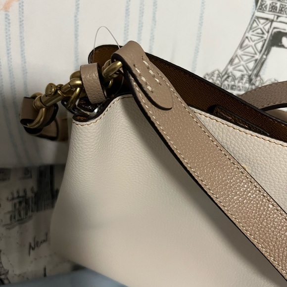 Coach Willow Bucket Bag - Picture 7 of 9